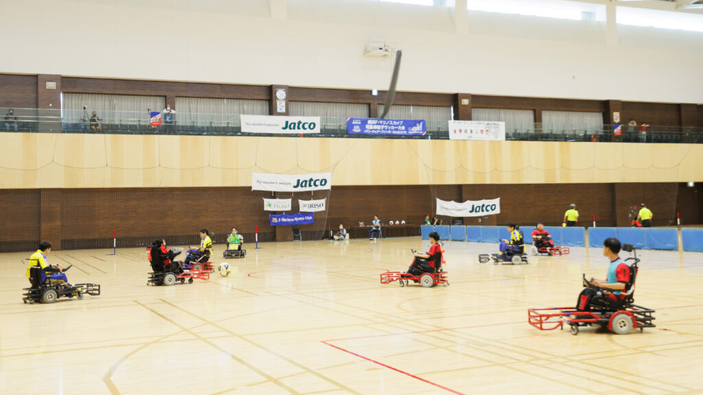 2025년 전동 휠체어 축구 대회 경기의 모습